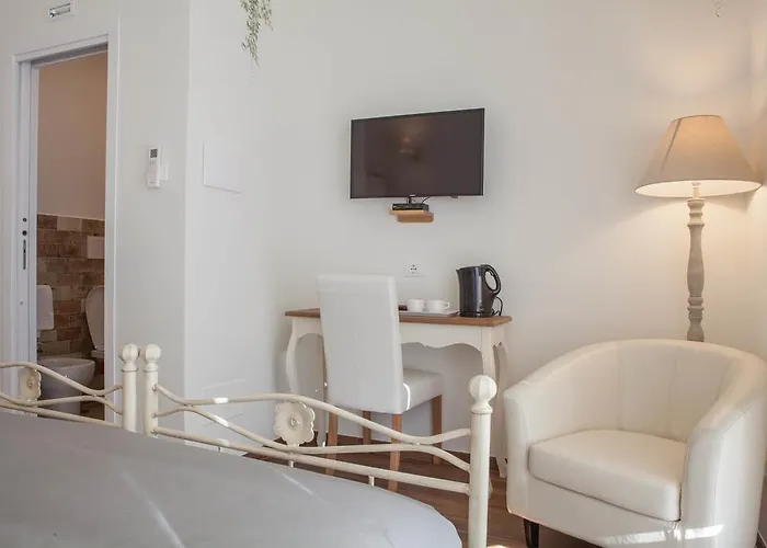 Donna Margherita & 4* Roma